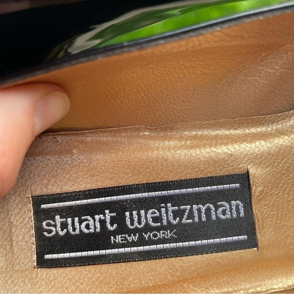 [9] Vintage Stuart Weitzman Classic Black Patent Leather & Gold Pumps Women’s - Picture 11 of 11